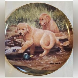 Franklin Mint “We Got Em” Golden Retriever Puppies Dog Plateby Robert Christie